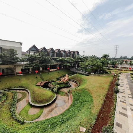 Stay G Royal Sentul Park By Grandhika Kedungmanggu ภายนอก รูปภาพ